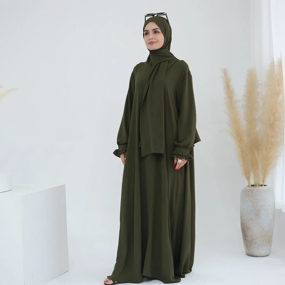 Dubai Abaya with Integrated Hijab Scarf