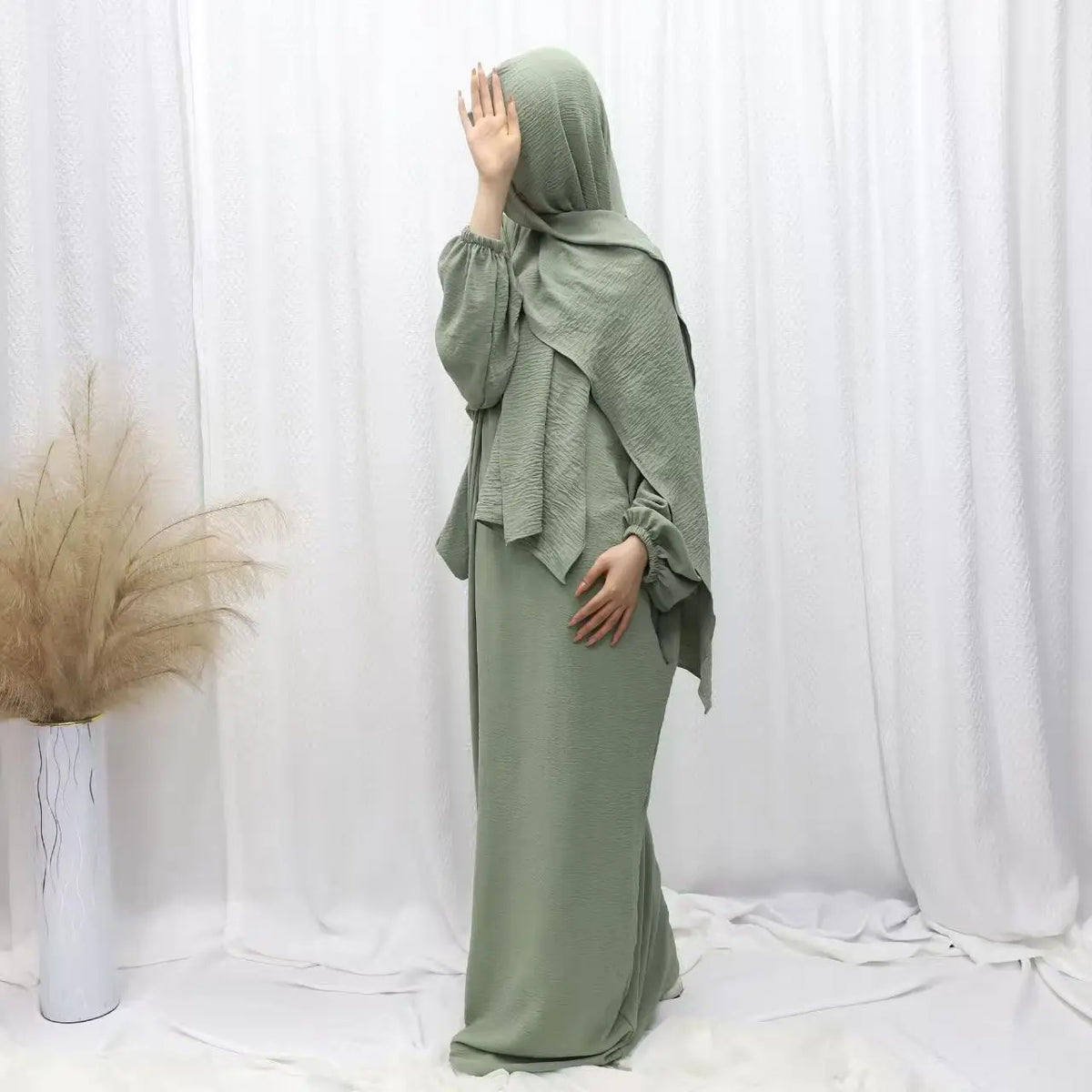 Dubai Abaya with Integrated Hijab Scarf
