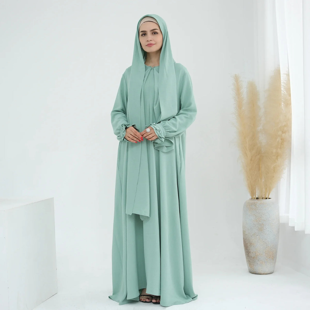Dubai Abaya with Integrated Hijab Scarf